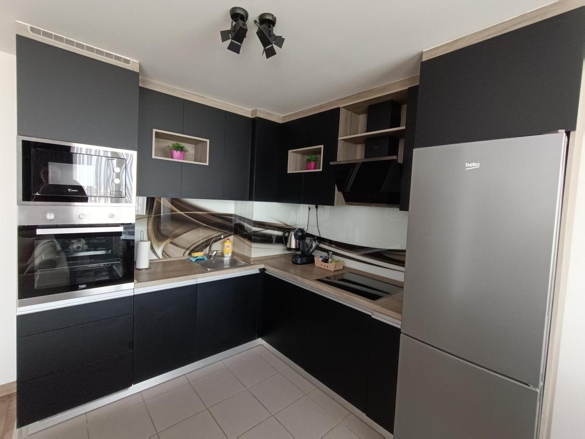 18Th & 16H Floor Secure Luxury Condos With Pool & Fitness Included In Price Skopje Extérieur photo